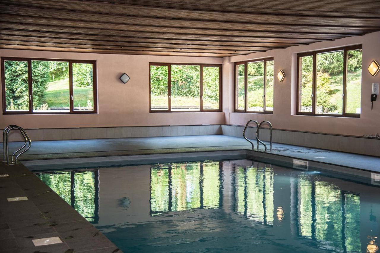 Отель Le Relais Du Marquis Иттр Экстерьер фото