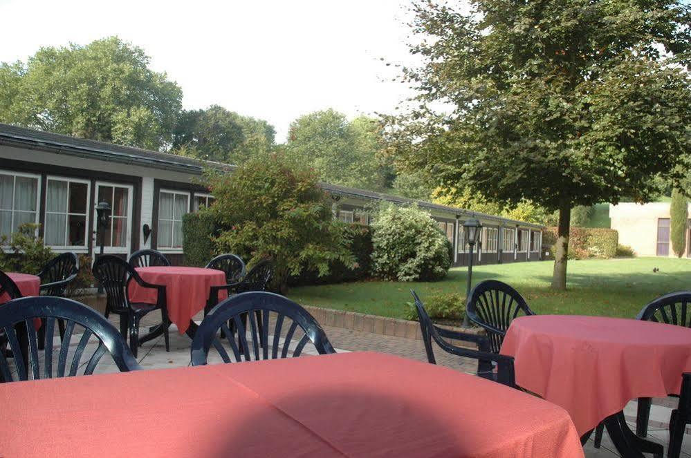 Отель Le Relais Du Marquis Иттр Экстерьер фото